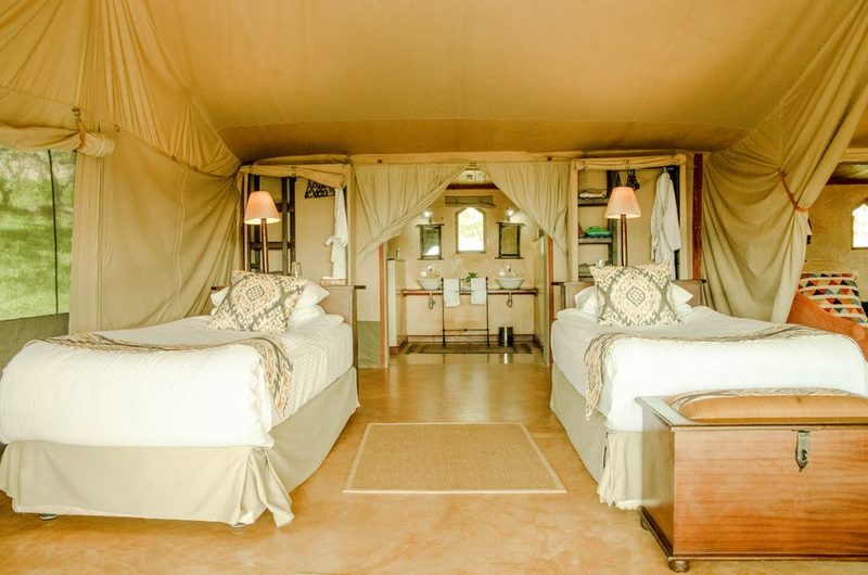 Twin Lodge Room